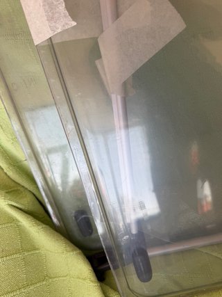 Ventana Dometic 1450x600 con brazos