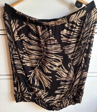 Top TS con contorno elástico MANGO sin hombros