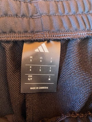 CHÁNDAL ADIDAS ORIGINAL NUEVO CON ETIQUETAS