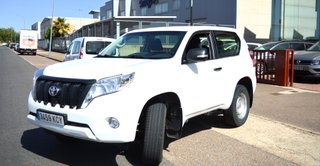 TOYOTA Land Cruiser D-4D GX