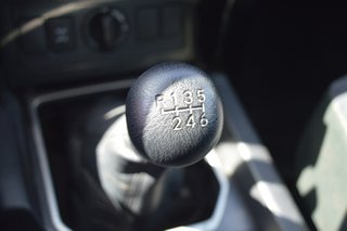 TOYOTA Land Cruiser D-4D GX