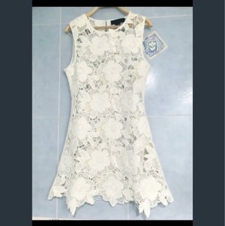 Vestido crochet flores Zara Talla L