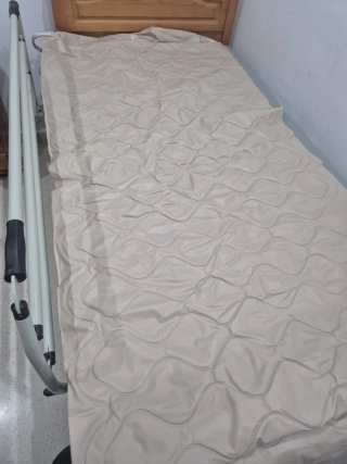 Cama articulada eléctrica