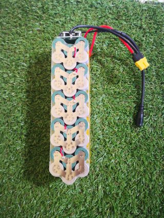 Batería Externa 36V 9Ah 324Wh Li-ion