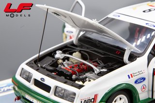 Autoart Ford Sierra Win Rally TDC 1988 Auriol 1:18