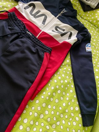 Conjunto Chándal NASA Pull&Bear Talla XS