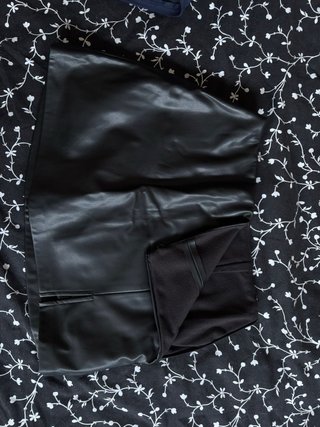 Falda pantalón cuero Talla XS