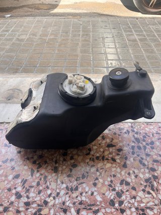 Depósito Gasolina Moto Yamaha XMAX 250cc