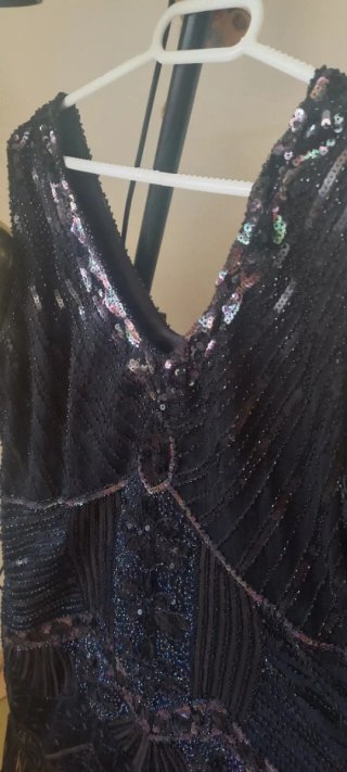 Vestido Flapper Negro Lentejuelas Flecos talla 44.