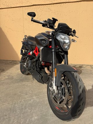 Aprilia Shiver 900 como nueva