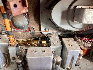 Radio de válvulas Mazurka 56 W940