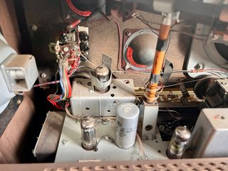 Radio de válvulas Mazurka 56 W940
