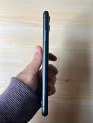 iPhone 11 64 GB Negro