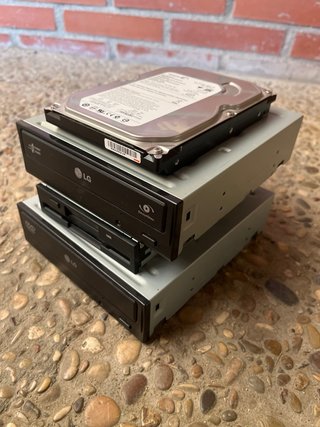 Disco Duro Seagate 160GB + CDs LG