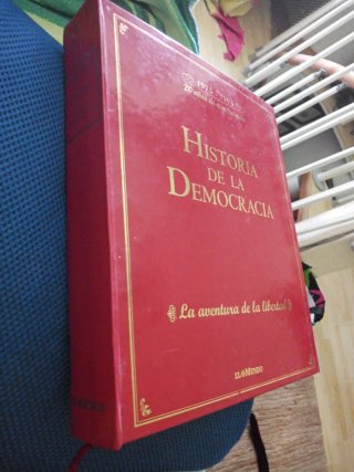 Historia de la democracia. La aventura de la liber