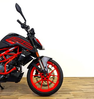 KTM 125  Duke (modelo actual) 2023