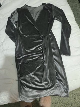 Vestido gris de terciopelo