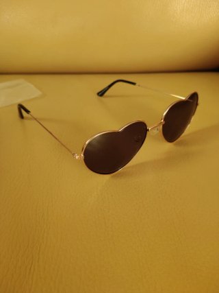 Occhiali da sole donna a forma di cuore