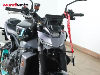 YAMAHA MT 09