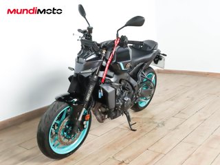 YAMAHA MT 09