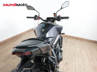 YAMAHA MT 09