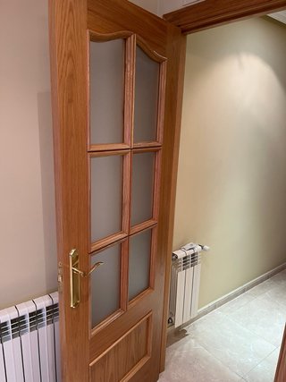 7 Puertas de madera marrones