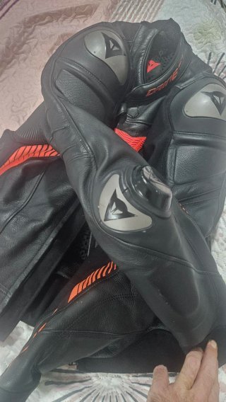 Chaqueta Dainese Super Speed T52 Negra Roja