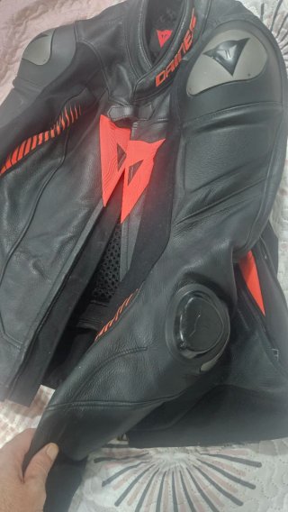 Chaqueta Dainese Super Speed T52 Negra Roja