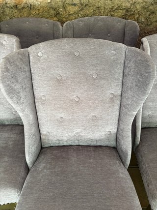 Juego de 6 Sillas Chesterfield Tapizadas