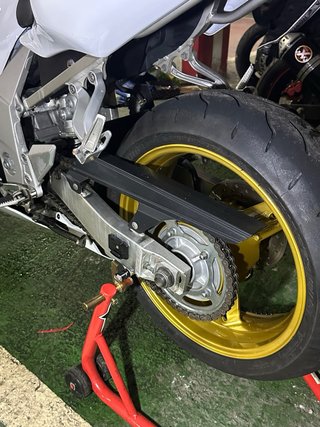 Suzuki GSXR 600 K3 Blanca