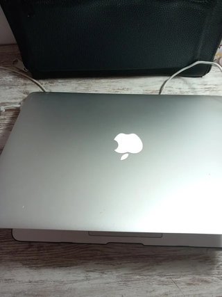 ,Portátil Apple MacBook