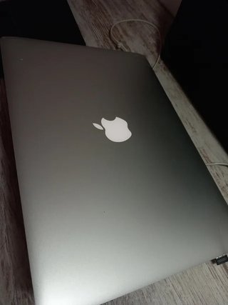 ,Portátil Apple MacBook
