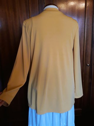 Conjunto dos piezas amarillo mostaza
