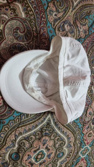 Berretto estivo in cotone bianco