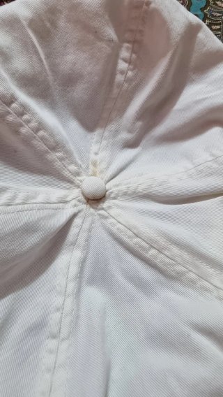 Berretto estivo in cotone bianco