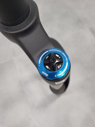 Fox 34 Factory Kashima 140mm GripX2 2025