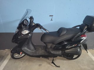 Kinco Gran Dink 125cc Scooter Automática