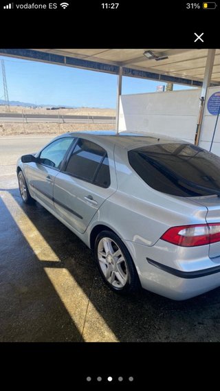 Coche Renault Laguna 2004