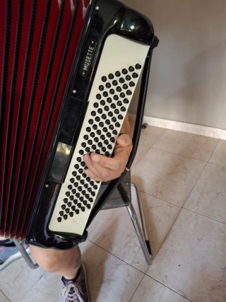 Acordeón E Soprani 120 Bajos