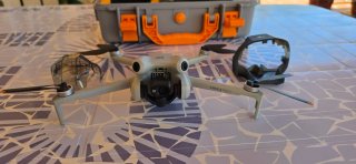 DJI Mini 4 Pro + Mando RC2 + 6 Baterías