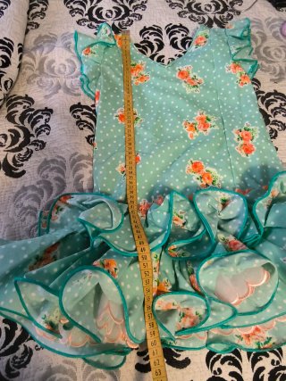 Traje de flamenca niña pequeña.