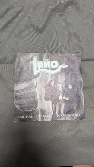 Vinilo Leño ¡Que tire la toalla! Sorprendete