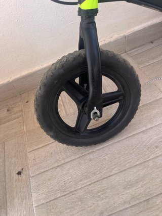 Bicicleta infantil sin pedales B'Twin