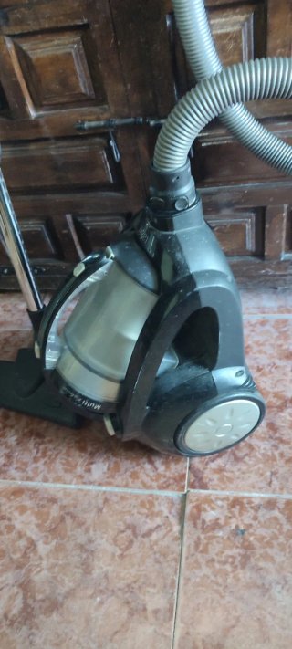 Aspiradora Sin Bolsa Lazer 1800w/2200w