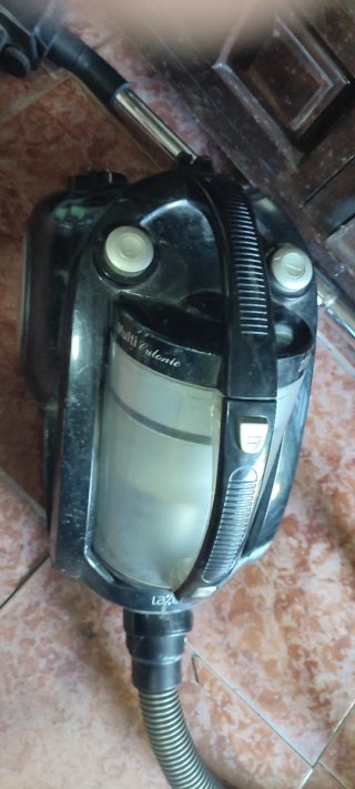 Aspiradora Sin Bolsa Lazer 1800w/2200w