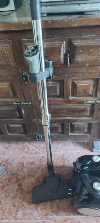 Aspiradora Sin Bolsa Lazer 1800w/2200w