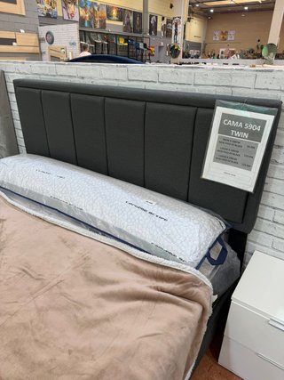 Cama Matrimonio Tapizada 150cm