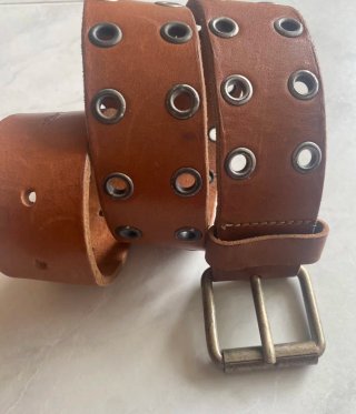 Cintura pelle con borchie bambina Fornarina