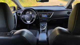 Toyota Auris Hybrid Lounge 2014