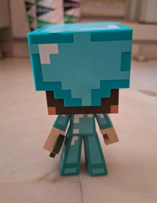 Espada y muñeco Minecraft